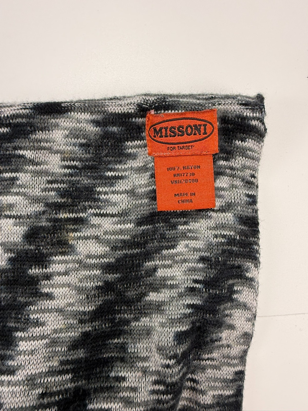 Missoni for Target Womens Infinity Scarf Black Gray 100% Rayon Knit 2011